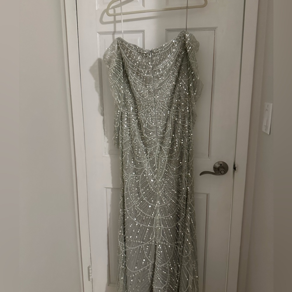 Elegant Silver Long Sleeve Dress - Picture 3 of 5